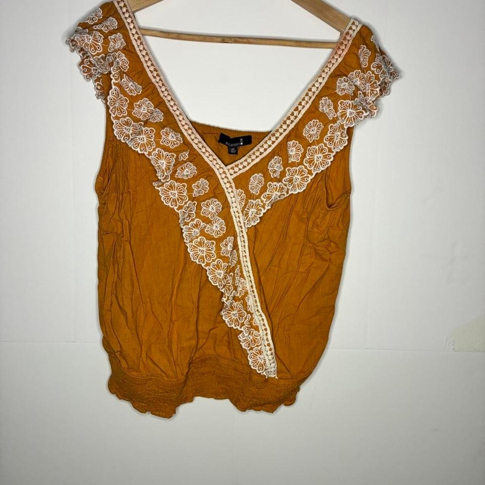 Broadway Women's 2X Orange Lace Trim Blouse with White Lace Trim on V-Neckline